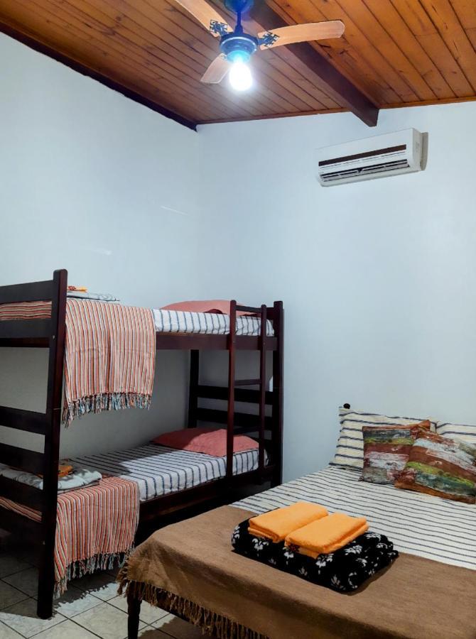 Pe Na Areia: Beachfront Suite with Sunset Views in Ilhabela Exterior photo